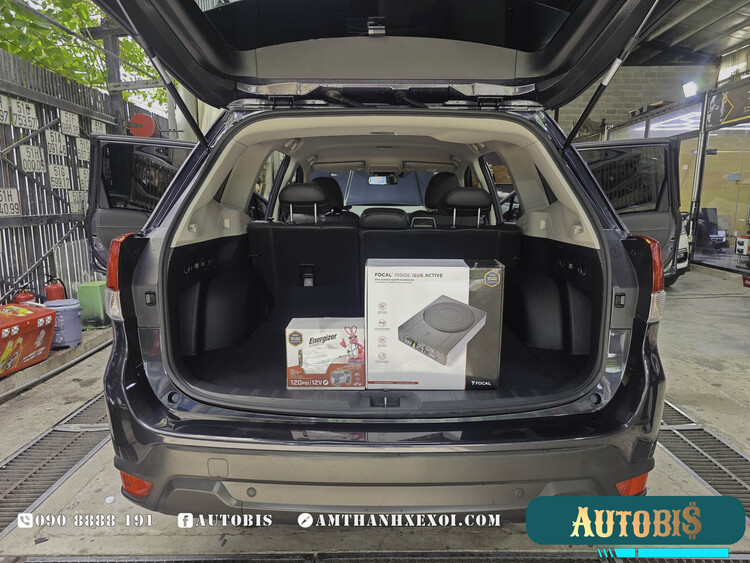 Subaru Forester Thi Công Lắp Đặt Subwoofer Focal Isub Active Tại Autobis