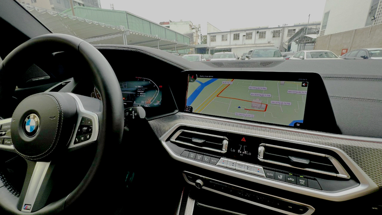 Xe BMW dùng carplay không dây có lắp android box được không?