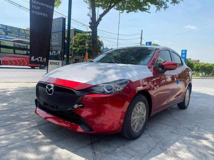 Mazda2 2024 về đại lý, chưa ra mắt đã bị chê xấu