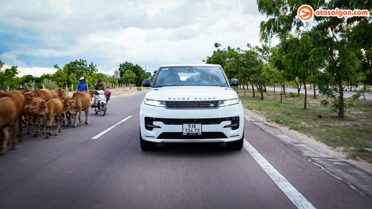 OS-Range-Rover-Sport-2023-95.jpg OS-Range-Rover-Sport-2023-95.jpg