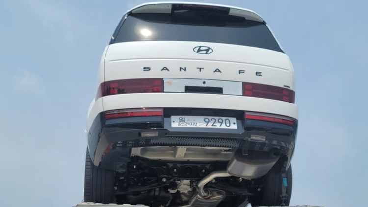 hyundai-santa-fe-large-scoop-9.jpg hyundai-santa-fe-large-scoop-9.jpg
