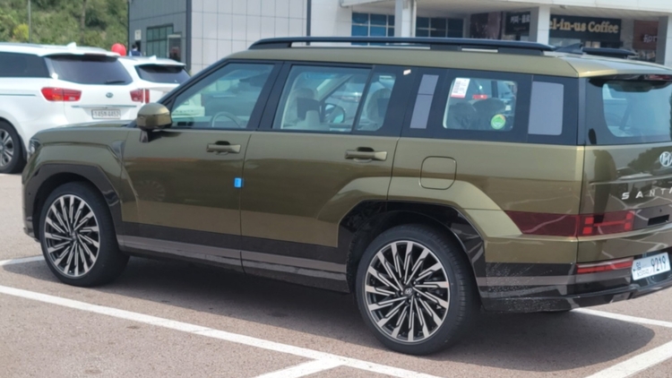 hyundai-santa-fe-large-scoop-13.jpg hyundai-santa-fe-large-scoop-13.jpg