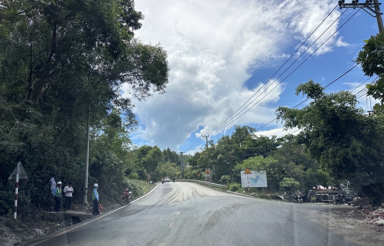 Hành trình đầu tiên tự lái về quê hương Huế, vòng lên Violac- Măng đen - Pleiku đại ngàn Hành trình đầu tiên tự lái về quê hương Huế, vòng lên Violac- Măng đen - Pleiku đại ngàn