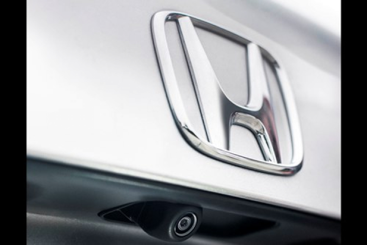 Honda Civic phiên bản mới nhiều màu sắc được trang bị thêm camera lùi