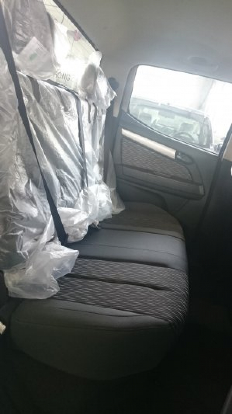 Review - Cảm nhận chi tiết Colorado sau 6000km lăn bánh Review - Cảm nhận chi tiết Colorado sau 6000km lăn bánh