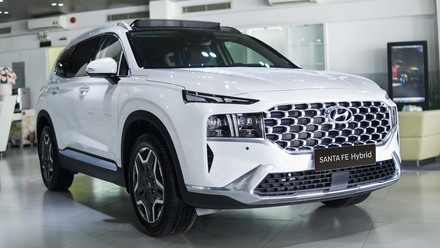 Hyundai Santa Fe Hybrid 2023 tại Sài Gòn (1) - Ngoại thất.jpg