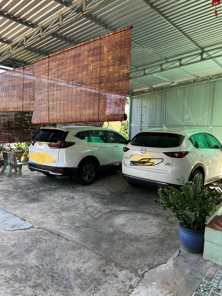 Sắp mua xe 7 chỗ ngân sách 1 tỷ để đi chơi cùng gia đình, nhờ ae có kinh nghiệm tư vấn! Sắp mua xe 7 chỗ ngân sách 1 tỷ để đi chơi cùng gia đình, nhờ ae có kinh nghiệm tư vấn!