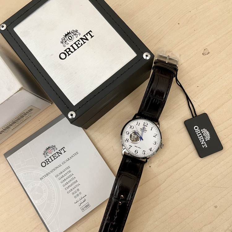 Shop nghỉ bán đồng hồ nên muốn thanh lý 3 Orient, 1 Seiko