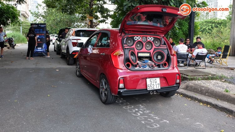 Buổi offline hoành tráng hơn 35 xe tiền tỷ của Cộng đồng đam mê xe Đức - Việt Nam Team