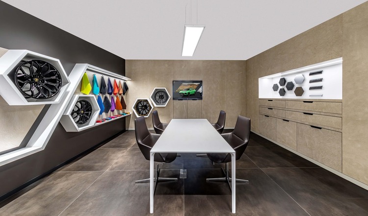 showroom Lamborghini HCMC Hilton 23.jpg showroom Lamborghini HCMC Hilton 23.jpg