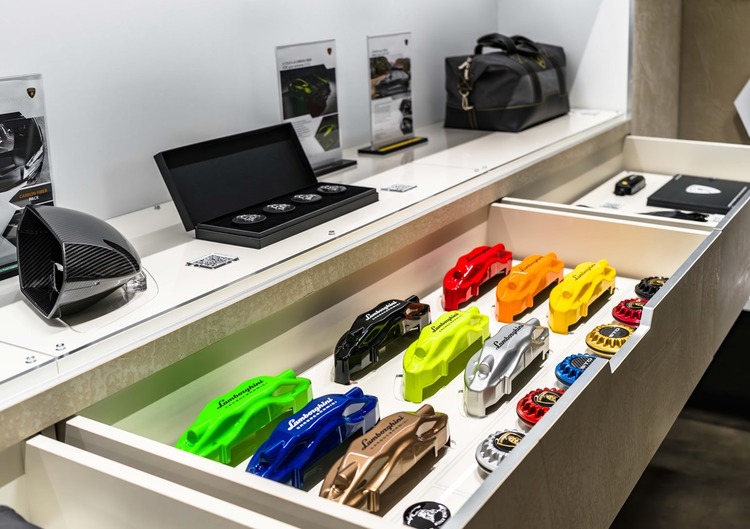 showroom Lamborghini HCMC Hilton 8.jpg showroom Lamborghini HCMC Hilton 8.jpg