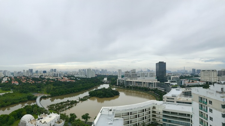 The Horizon ngay Hồ Bán Nguyệt, cách Crescent Mall vài phút đi bộ