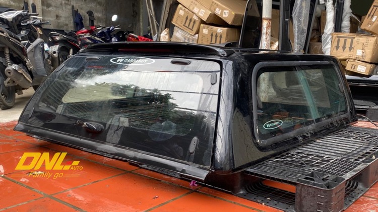 Thanh lý 4 nắp thùng cao Ford Ranger cũ giá dưới 10 triệu