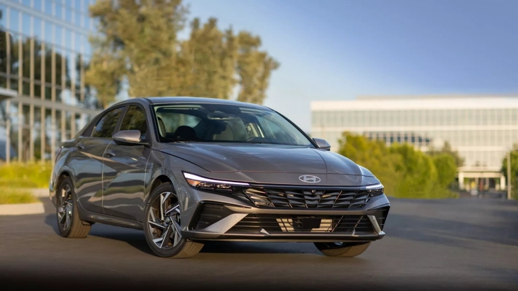 hyundai-elantra-2024-1.jpg