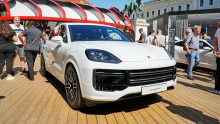 Porsche-Cayenne-Turbo-E-Hybrid-1-1024x683 (1).jpg