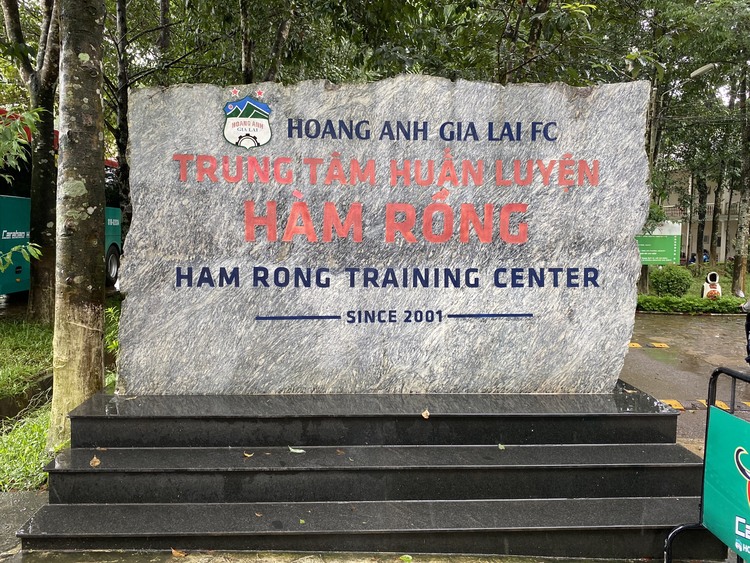 Đi ngang qua Tây Nguyên Đi ngang qua Tây Nguyên