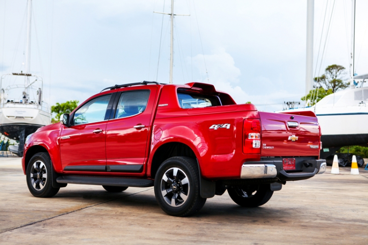 Xem trước Chevrolet Colorado High Country sắp về Việt Nam