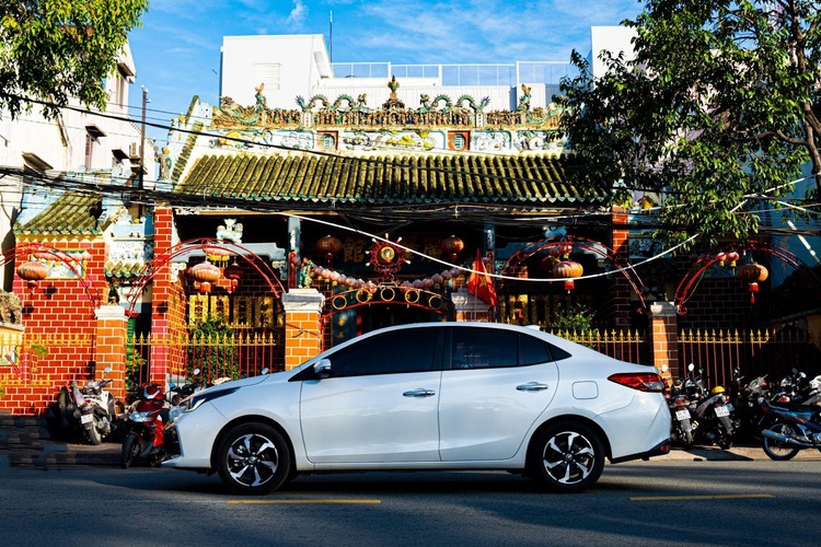 Khuyến mãi hấp dẫn, Toyota Vios “hút” khách cuối năm