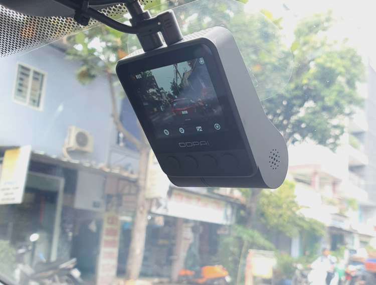 DDPAI Z50 - Đỉnh cao camera hành trình thế hệ mới