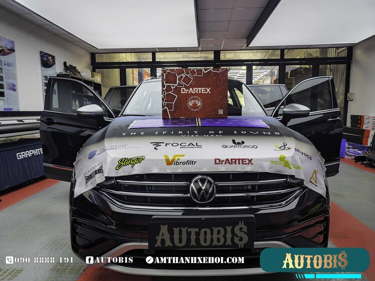 Volkswagen Tiguan Thi Công Cách Âm Thương Hiệu DrARTEX Dòng Cao Cấp Pallium & Armor Tại Autobis Volkswagen Tiguan Thi Công Cách Âm Thương Hiệu DrARTEX Dòng Cao Cấp Pallium & Armor Tại Autobis