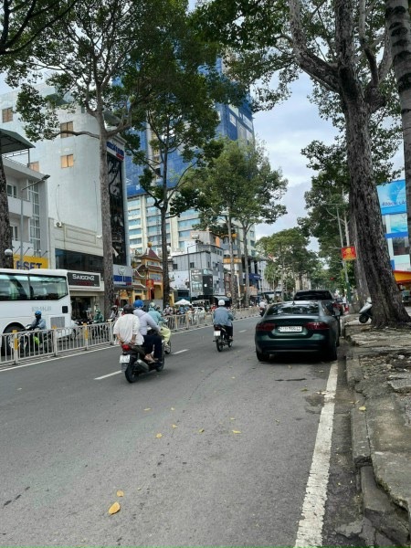 Giải cứu: bất động sản triệu đô ( hàng ngộp, thơm ).... update liên tục..