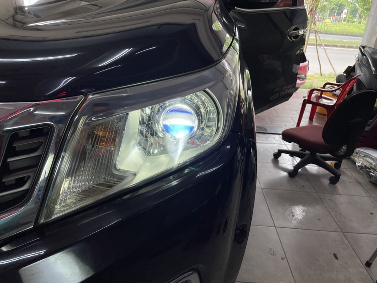 TỔNG HỢP CÁC XE ĐÃ ĐỘ BI XENON, BI LED, CÁCH ÂM, ĐỘ HÍT CỬA TỰ ĐỘNG TỔNG HỢP CÁC XE ĐÃ ĐỘ BI XENON, BI LED, CÁCH ÂM, ĐỘ HÍT CỬA TỰ ĐỘNG
