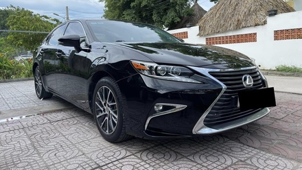 Lexus Es350 2016.jpg