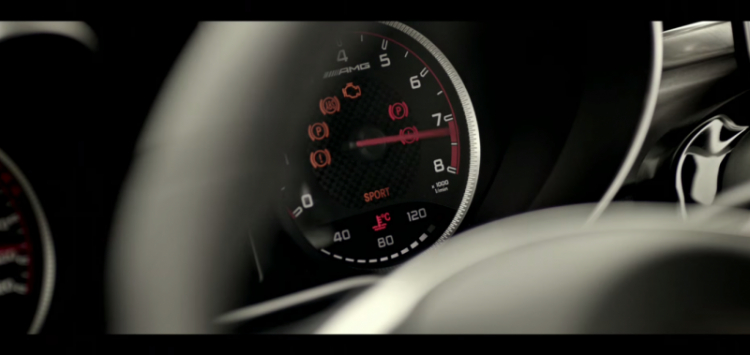 Mercedes-AMG C63 hé lộ video hấp dẫn