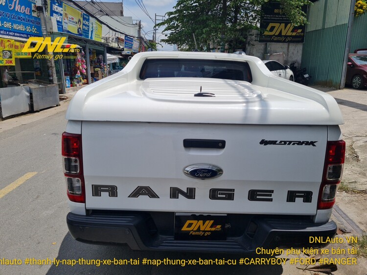 Thanh lý nắp thùng thấp Ford Ranger nhập khẩu Thái Lan còn khá mới