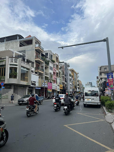 Sài Gòn: Có bác nào bị ngộp cần giải cứu BĐS không? Sài Gòn: Có bác nào bị ngộp cần giải cứu BĐS không?