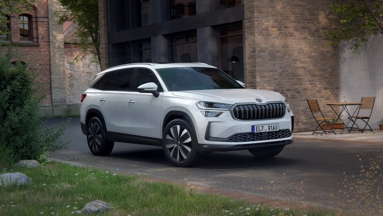 Skoda Kodiaq 2024 ra mắt, thêm động cơ Plug-in Hybrid, dài và rộng hơn bản tại Việt Nam