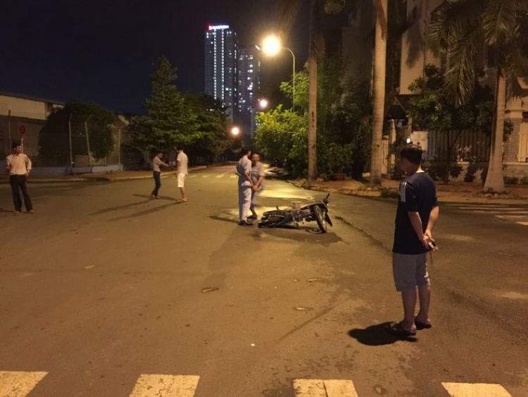 Altis bị tải dày vò. E ngại về sự an toàn của toy Altis bị tải dày vò. E ngại về sự an toàn của toy