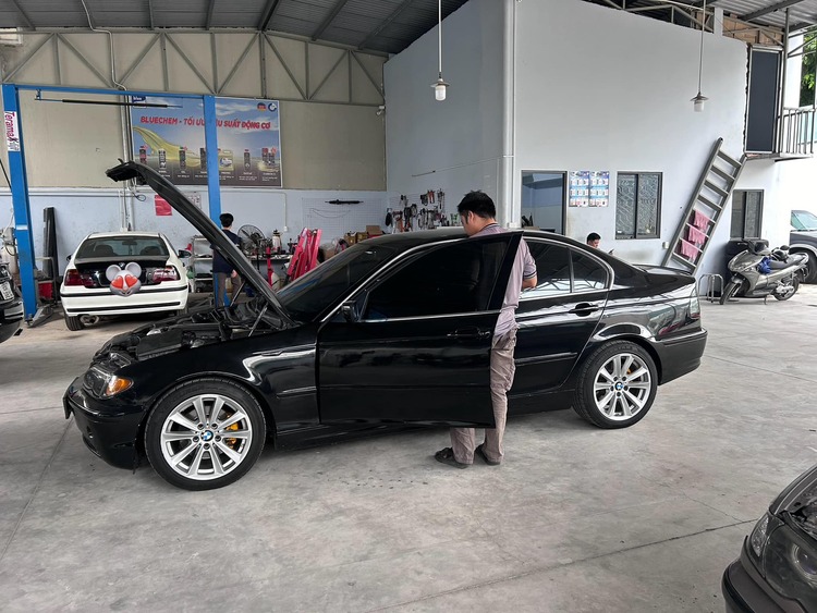 GARAGE TÍN PHÁT. 2/117 Đường Số 8,Bình Hưng Hòa,Bình Tân (Đối diện Aeon Tân Phú). GARAGE TÍN PHÁT. 2/117 Đường Số 8,Bình Hưng Hòa,Bình Tân (Đối diện Aeon Tân Phú).
