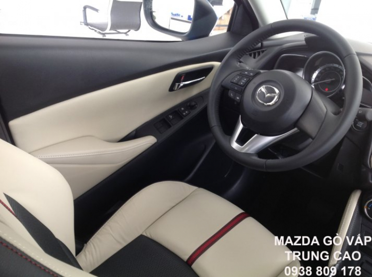 Mazda2 ra mắt đồng loạt khách hàng Nam Bộ