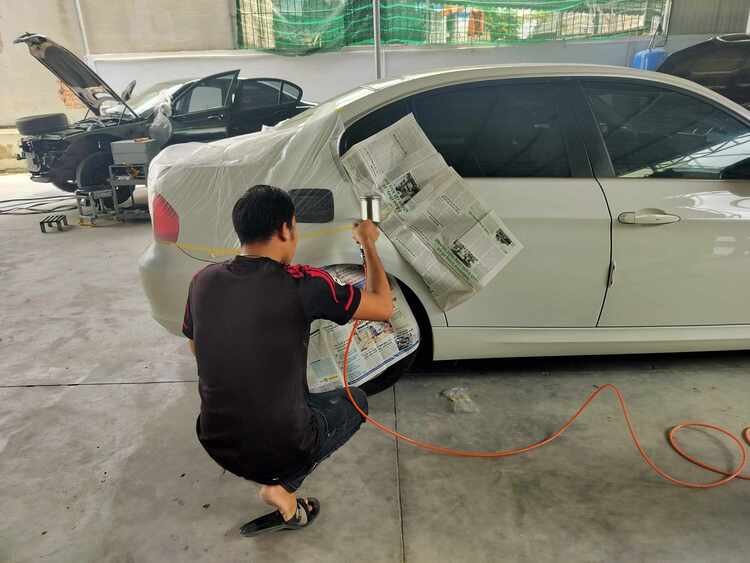 GARAGE TÍN PHÁT. 2/117 Đường Số 8,Bình Hưng Hòa,Bình Tân (Đối diện Aeon Tân Phú).