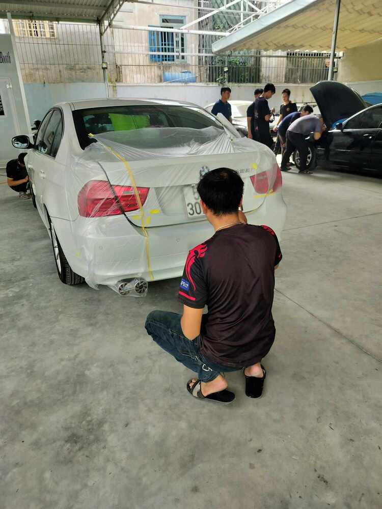 GARAGE TÍN PHÁT. 2/117 Đường Số 8,Bình Hưng Hòa,Bình Tân (Đối diện Aeon Tân Phú).