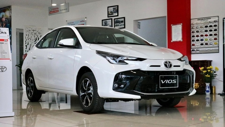 Toyota Vios 2023 tiếp tục được miễn 100% lệ phí trước bạ, kỳ vọng duy trì doanh số trong tháng 11