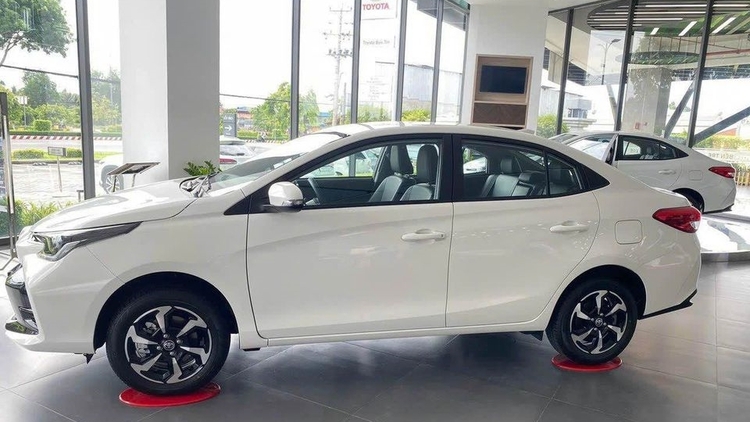 Toyota Vios 2023 tiếp tục được miễn 100% lệ phí trước bạ, kỳ vọng duy trì doanh số trong tháng 11