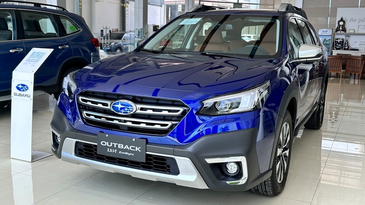 Giảm 440 triệu đồng, Subaru Outback nhập Nhật có đủ hấp dẫn khách Việt?