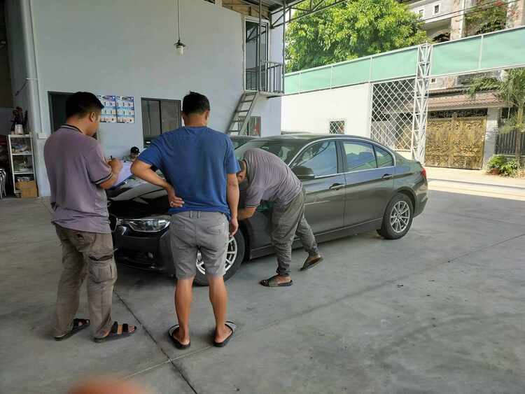 GARAGE TÍN PHÁT. 2/117 Đường Số 8,Bình Hưng Hòa,Bình Tân (Đối diện Aeon Tân Phú).