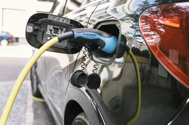 Thụy Sĩ hủy bỏ miễn thuế đối với xe ô tô điện