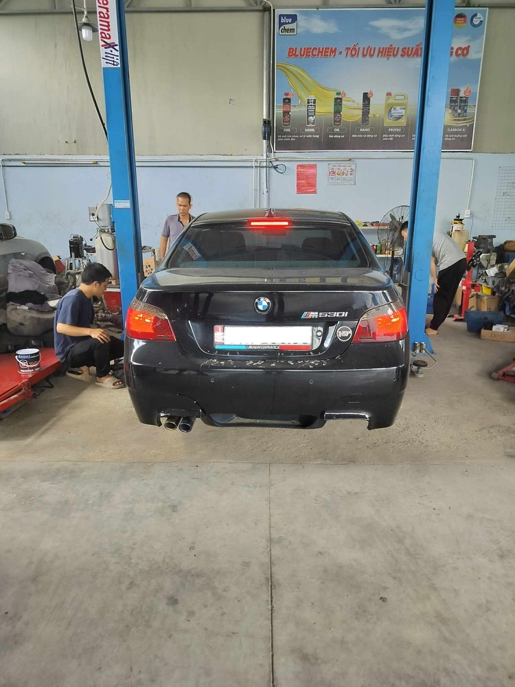 GARAGE TÍN PHÁT. 2/117 Đường Số 8,Bình Hưng Hòa,Bình Tân (Đối diện Aeon Tân Phú).