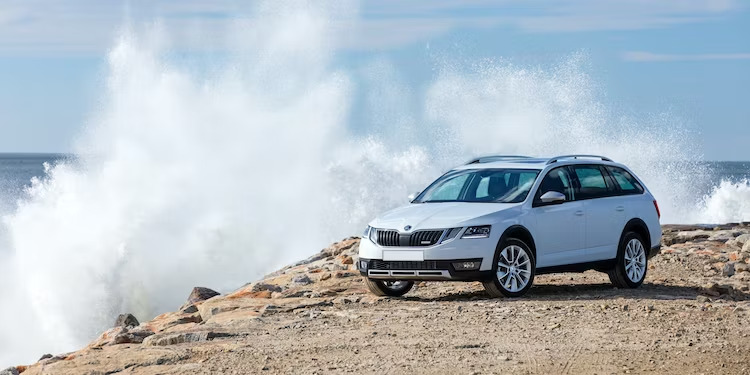 Giảm 440 triệu đồng, Subaru Outback nhập Nhật có đủ hấp dẫn khách Việt? Giảm 440 triệu đồng, Subaru Outback nhập Nhật có đủ hấp dẫn khách Việt?