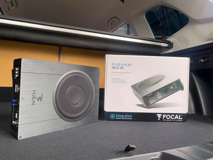loa sub gầm ghế focal.jpg loa sub gầm ghế focal.jpg