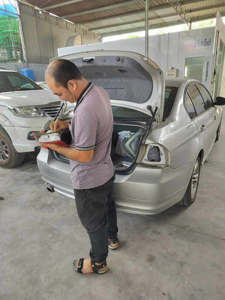 GARAGE TÍN PHÁT. 2/117 Đường Số 8,Bình Hưng Hòa,Bình Tân (Đối diện Aeon Tân Phú).