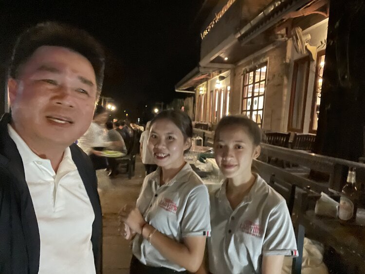 Xin tư vấn thủ tục lái xe qua Cambodia và Lào Xin tư vấn thủ tục lái xe qua Cambodia và Lào