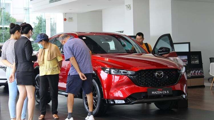 Doanh số Mazda CX-5 tiếp tục "bay cao", vượt mốc 2.100 xe Doanh số Mazda CX-5 tiếp tục "bay cao", vượt mốc 2.100 xe