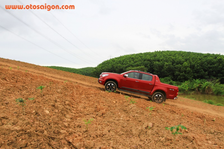 Trải nghiệm nhanh Chevrolet Colorado High Country trên đất Thái