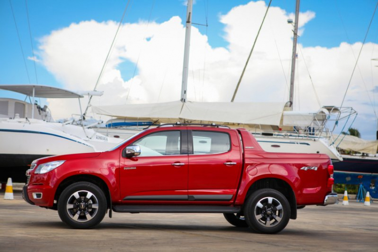 Trải nghiệm nhanh Chevrolet Colorado High Country trên đất Thái