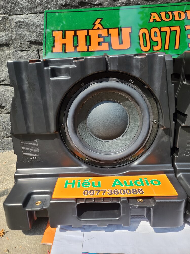 Hiếu Audio Mark : Chuyên Loa tháo xe sang: Độ âm thanh - Nâng cấp âm thanh xe hơi. Hiếu Audio Mark : Chuyên Loa tháo xe sang: Độ âm thanh - Nâng cấp âm thanh xe hơi.